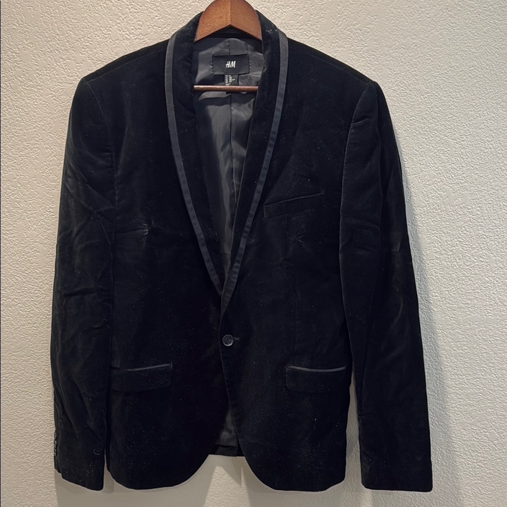 H&M Black Velvet Blazer